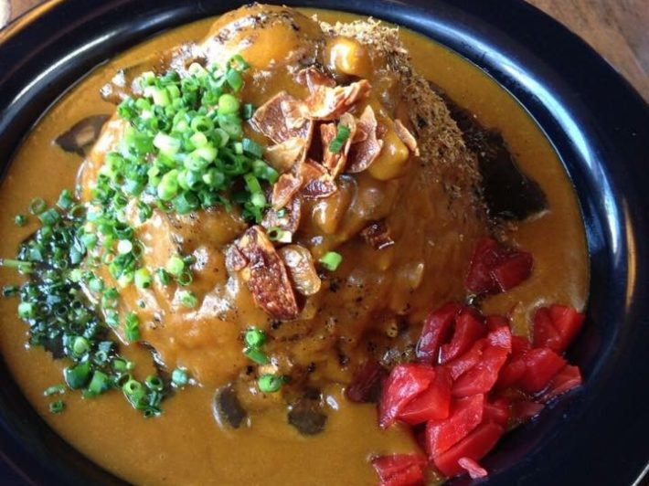 黒丼(焼豚カレーライス)